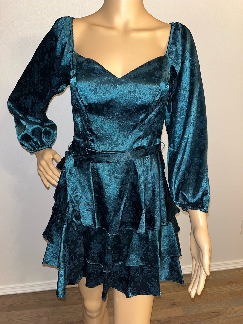 NWT Emerald Green Jacquard Satin Mini Dress Puff Sleeve Ruffle Tiered Dress